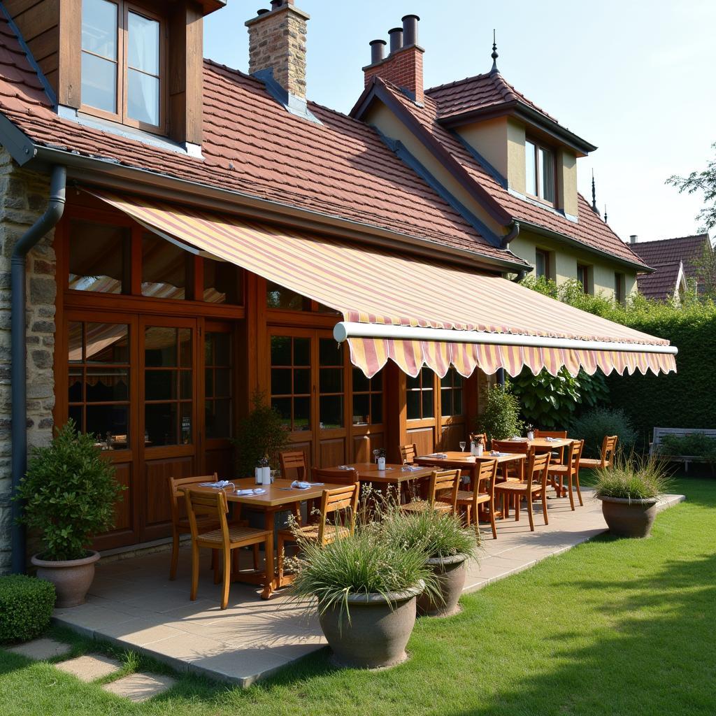 Mẫu mái che di động cho quán cafe sân vườn, bạt xếp nhiều màu, tạo không gian ấm cúng, che nắng mưa hiệu quả